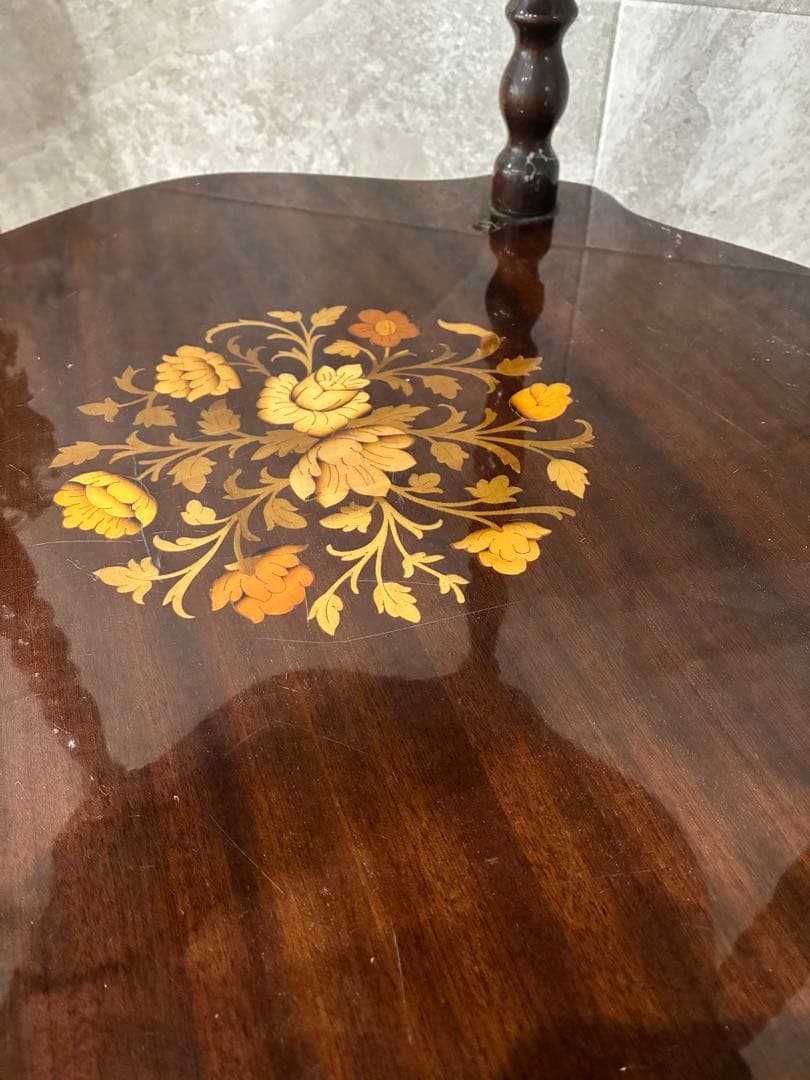 イタリア製　ワゴン　サイドテーブル　アンティーク家具　花代　ワイン置き