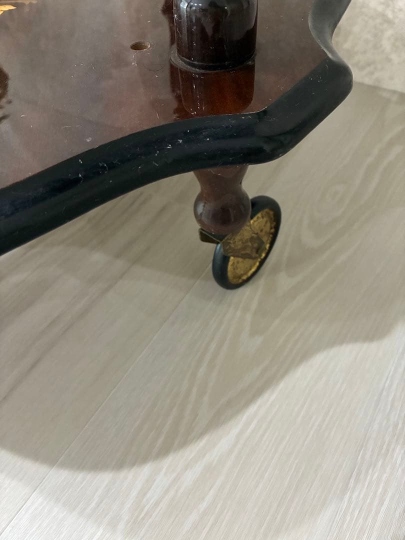 イタリア製　ワゴン　サイドテーブル　アンティーク家具　花代　ワイン置き