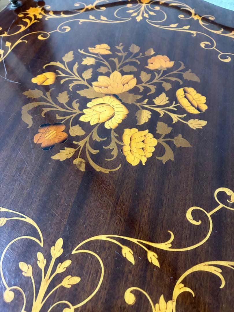 イタリア製　ワゴン　サイドテーブル　アンティーク家具　花代　ワイン置き