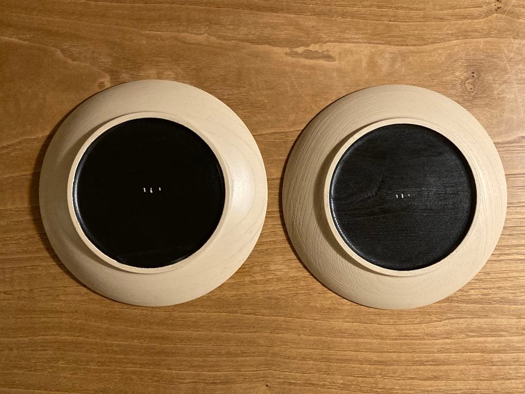 最終値下げして出品　三谷龍二　皿　黒漆　白漆　ハクボク　2枚セット