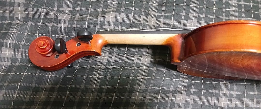 新品弦付き　鈴木バイオリン 4/4 No200 ケース 2006年