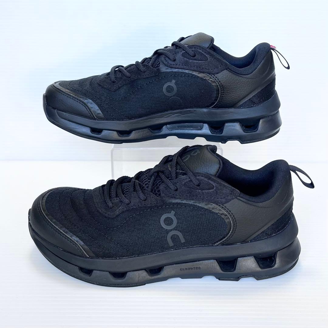 未使用級✨ On オン クラウドゾーン ムーン スニーカー 黒 24cm