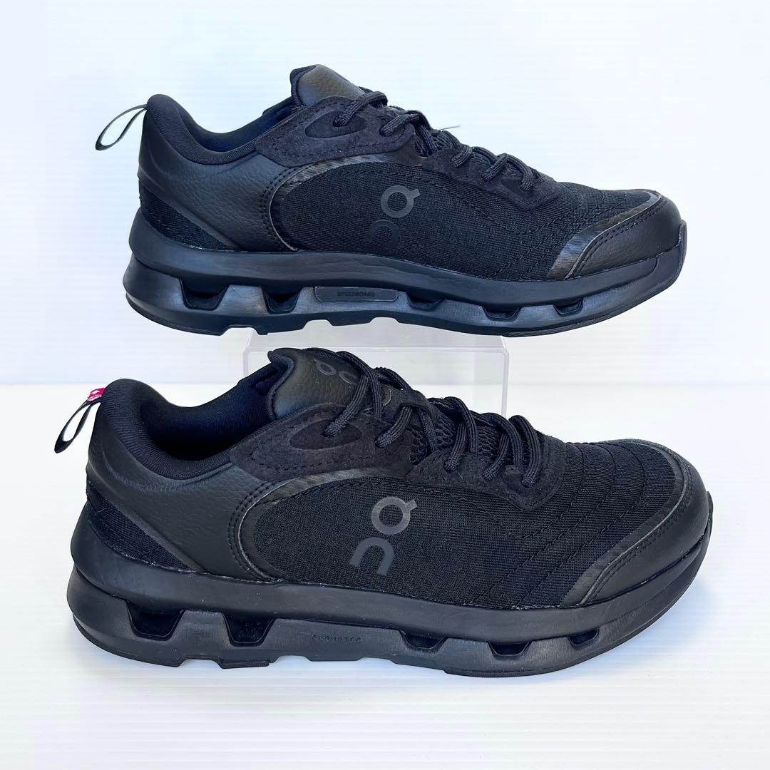 未使用級✨ On オン クラウドゾーン ムーン スニーカー 黒 24cm