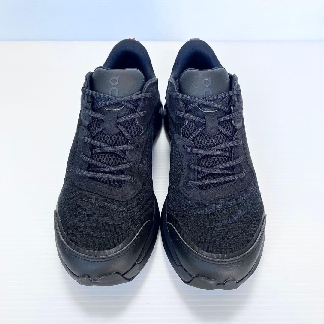 未使用級✨ On オン クラウドゾーン ムーン スニーカー 黒 24cm