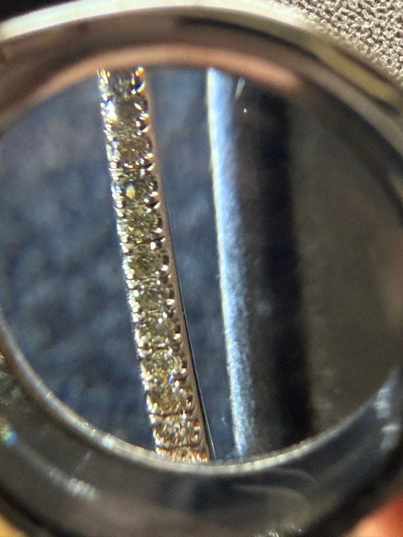 K18 ホワイトゴールド　オープン　バングル　ダイヤ　0.57カラット