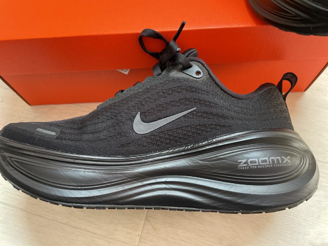 ナイキ ボメロプラス 黒 レディース 23.5㎝ 美品