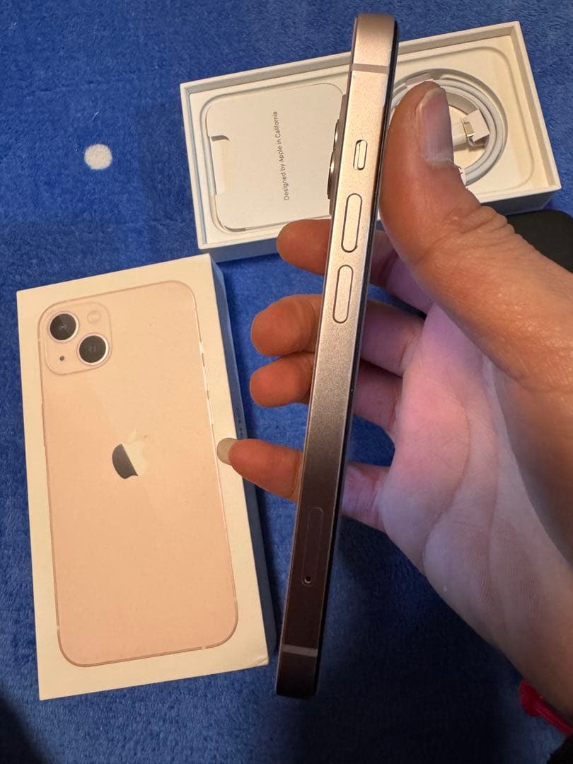 iPhone 13 Simフリー