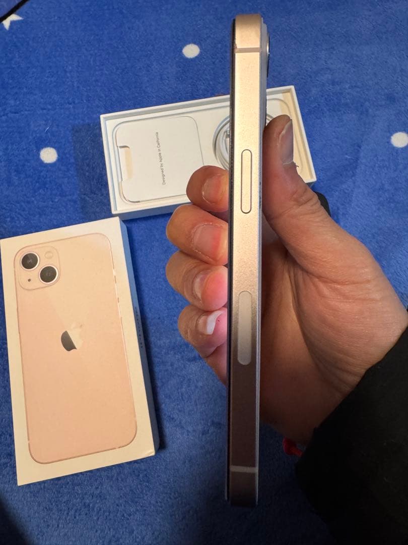 iPhone 13 Simフリー