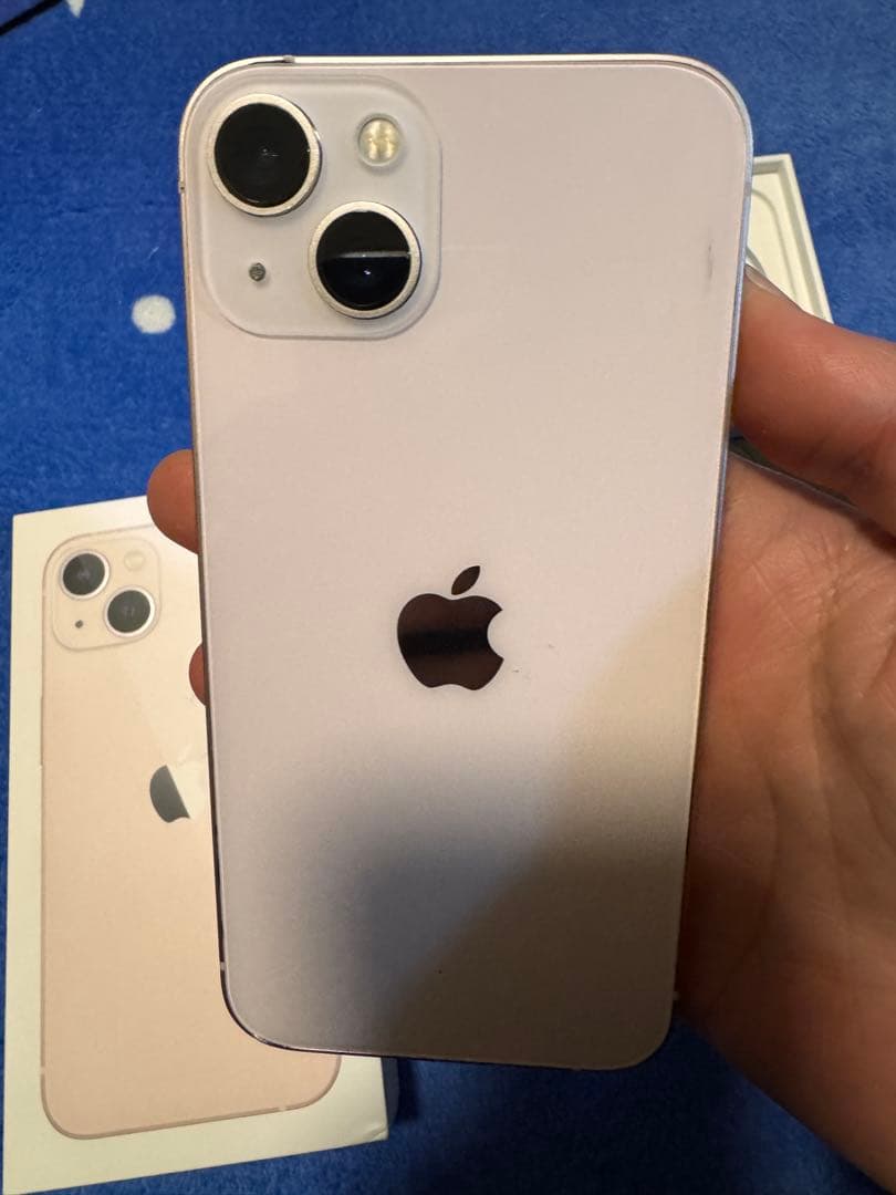 iPhone 13 Simフリー