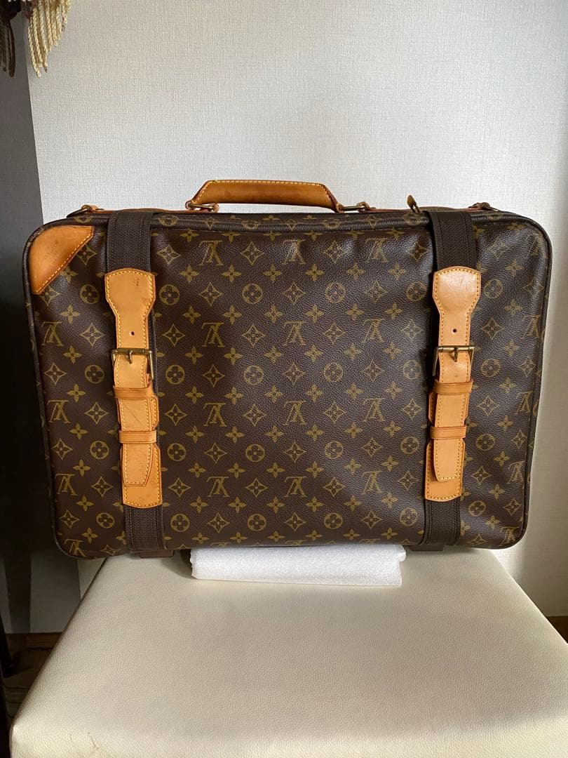 LOUIS VUITTON トランクケース　モノグラム　サテライト53