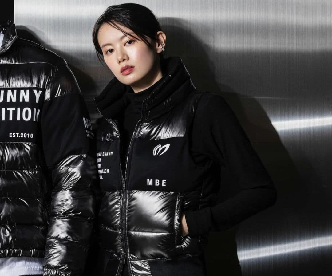 今週迄！MASTER BUNNY EDITION レディースゴールドダウンベスト