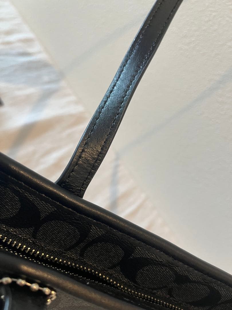 COACH コーチ バッグ ブラック シグネチャー柄 レザー