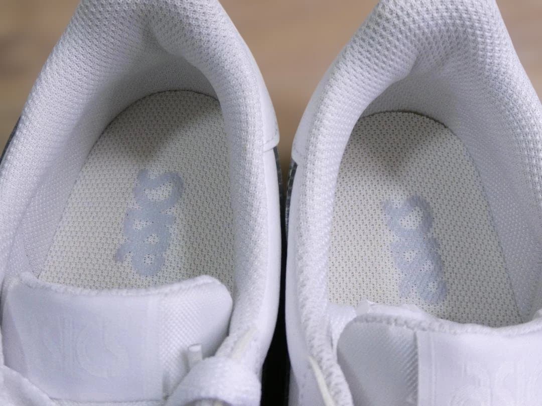 【新品・未使用】アシックス スニーカー　ジャパン S　レディース　25㎝