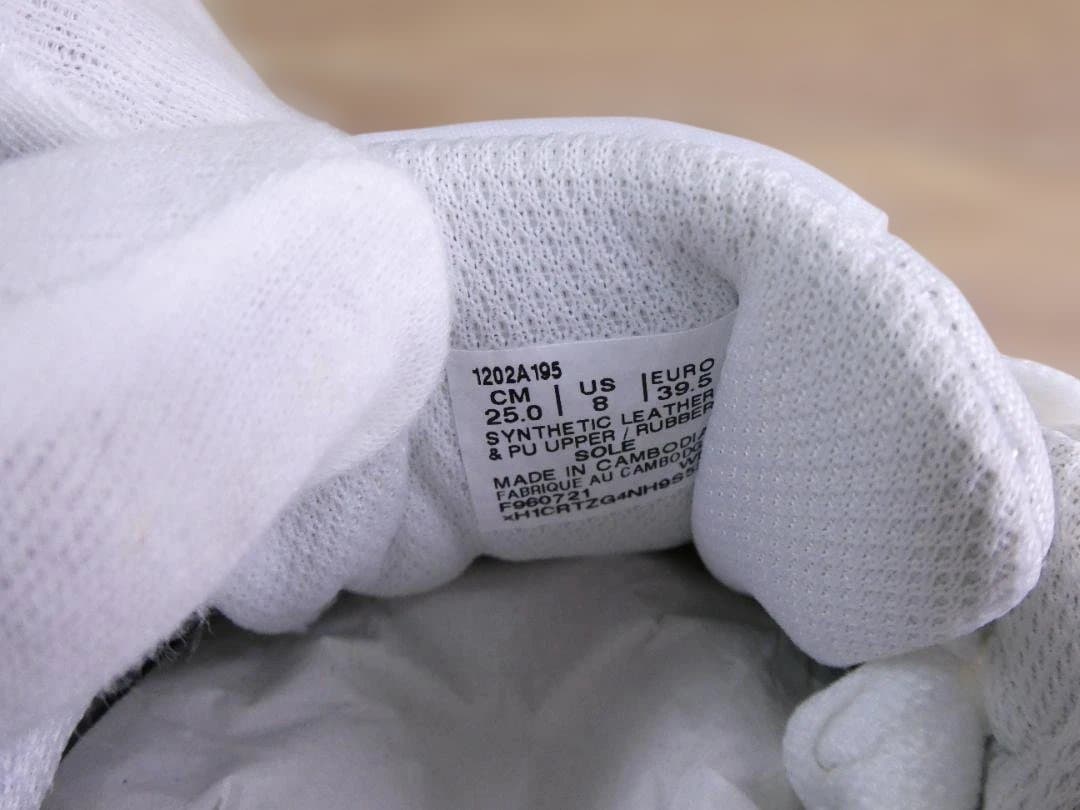 【新品・未使用】アシックス スニーカー　ジャパン S　レディース　25㎝