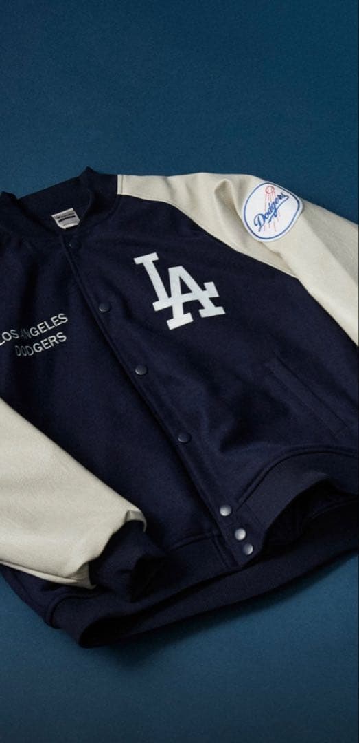 ロサンゼルス・ドジャース スタジャン ネイビー/アイボリー