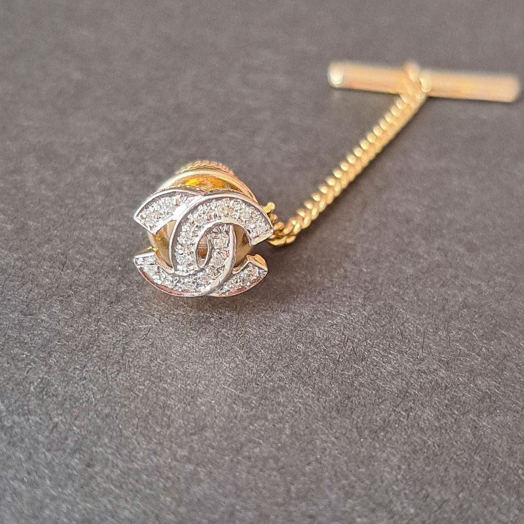 ダブルCロゴ ネクタイピン ブローチ　K18　ダイヤモンド