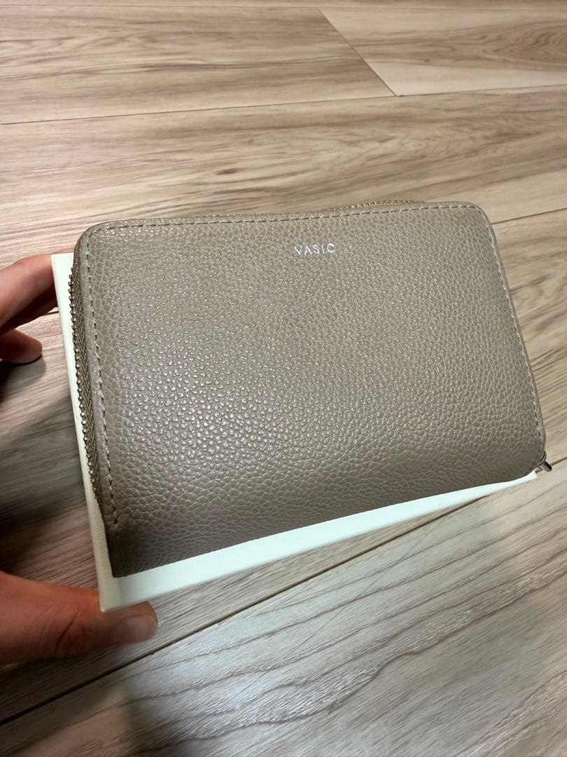 VASIC round mini stone 2つ折り財布