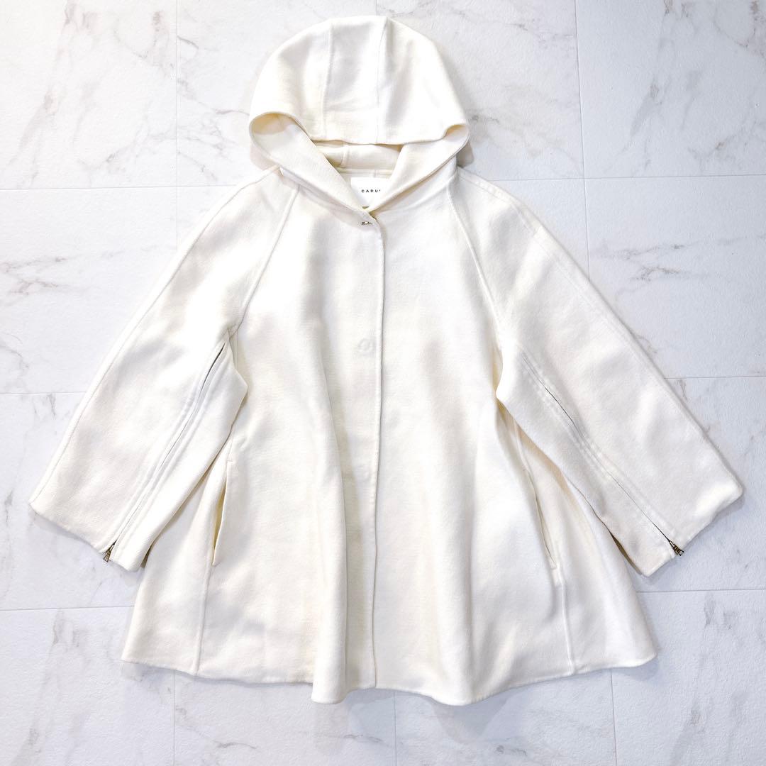 美品 CADUNE 川上桃子コラボ フード付きポンチョコート 36 袖2WAY