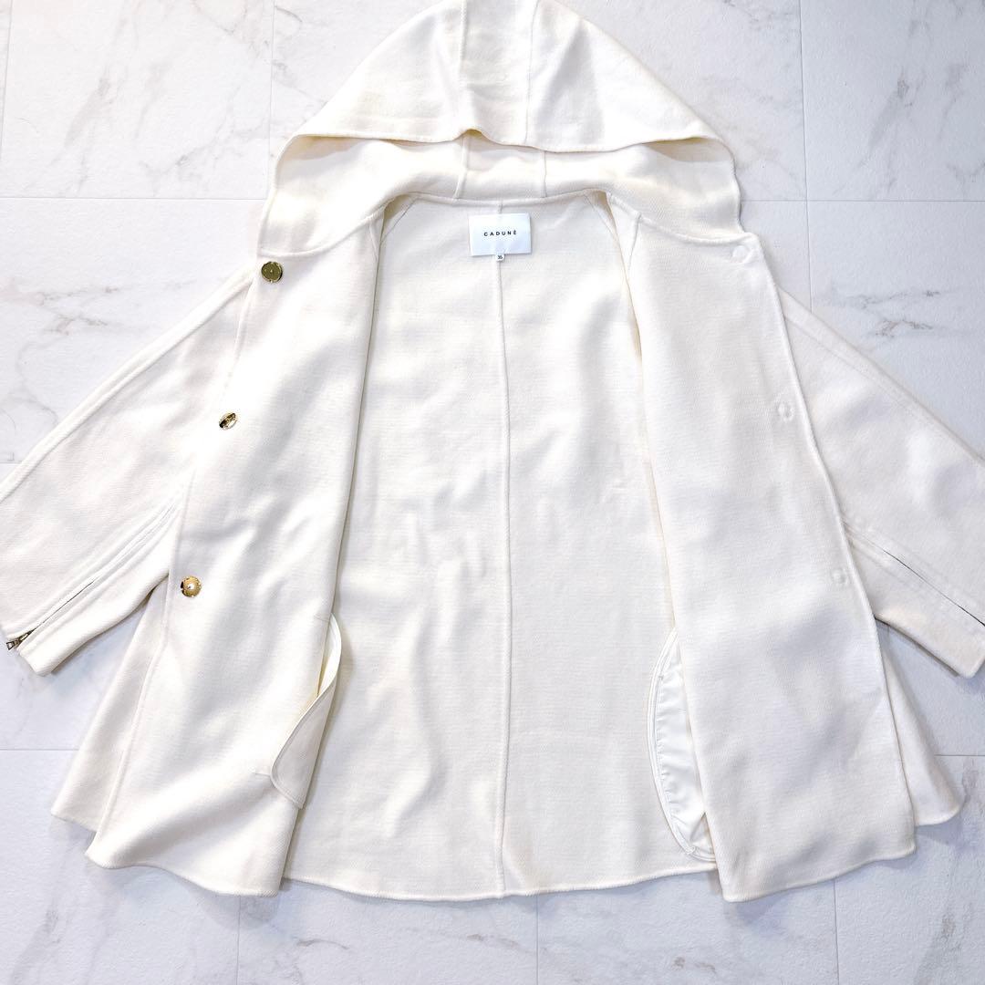 美品 CADUNE 川上桃子コラボ フード付きポンチョコート 36 袖2WAY