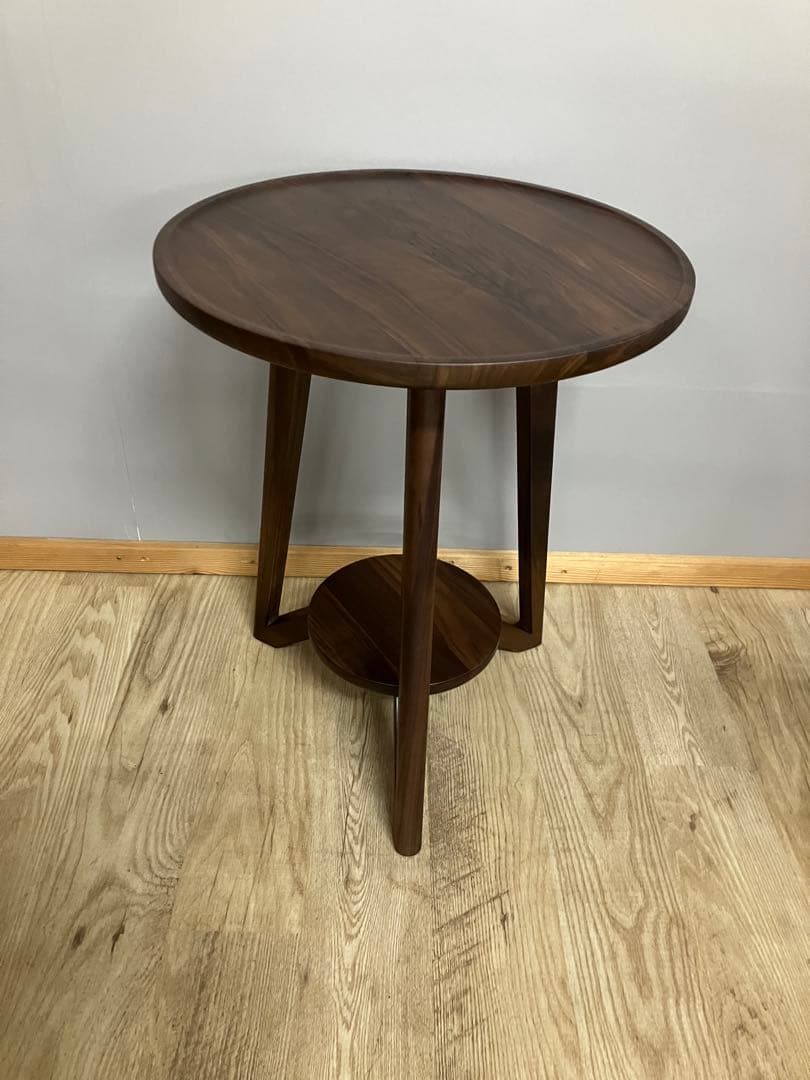 ウォールナット無垢材　サイドテーブル