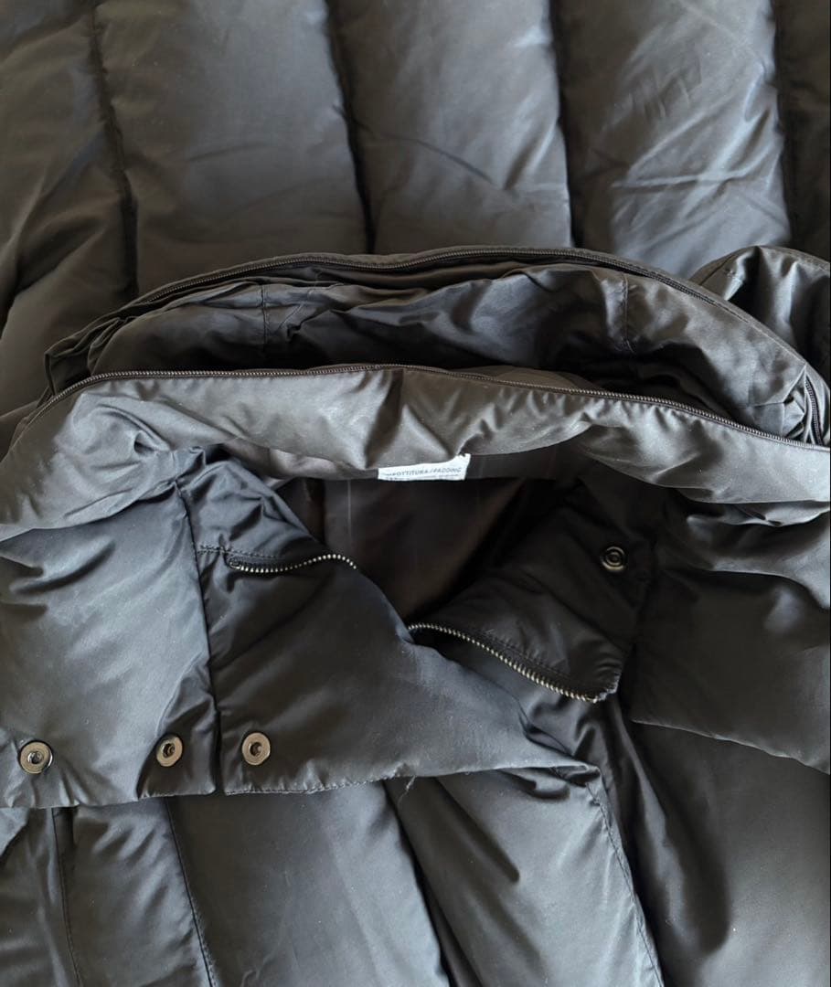 Ferragamo ロングダウン(ダブルチャック)ブラック 収納可能 フード付き