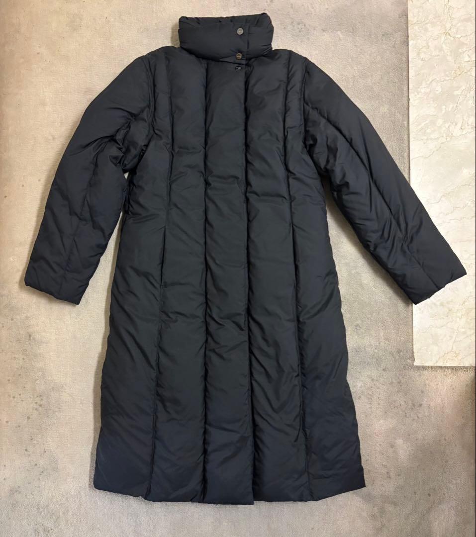 Ferragamo ロングダウン(ダブルチャック)ブラック 収納可能 フード付き