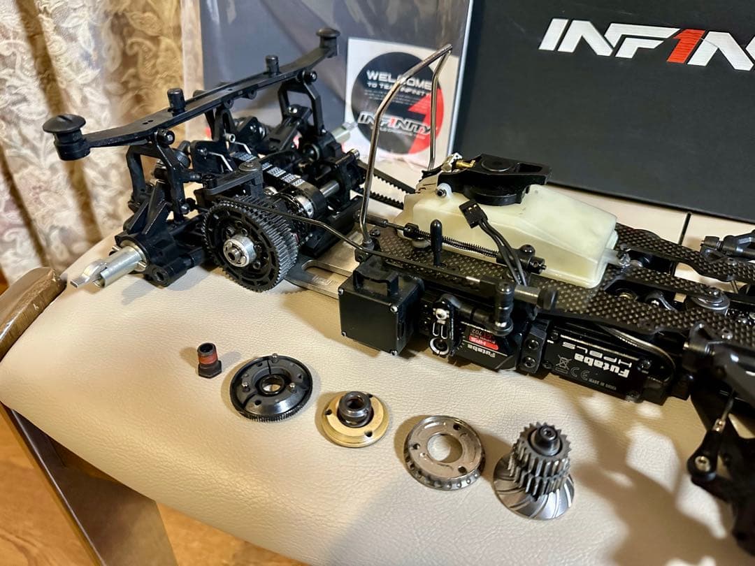 ✨INFINITY✨IF18-III サーボ2個、クラッチ付き　if18-3
