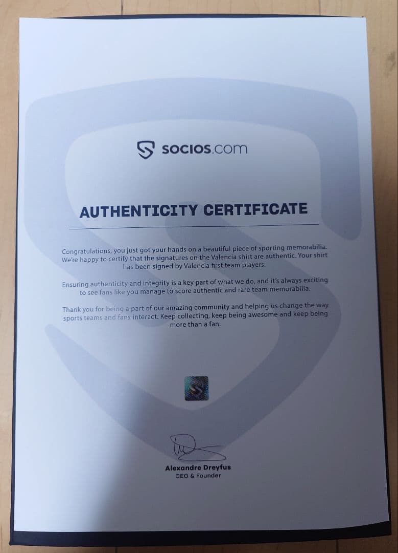 【最終SALE】バレンシアCF 21選手 直筆サイン入りユニフォーム