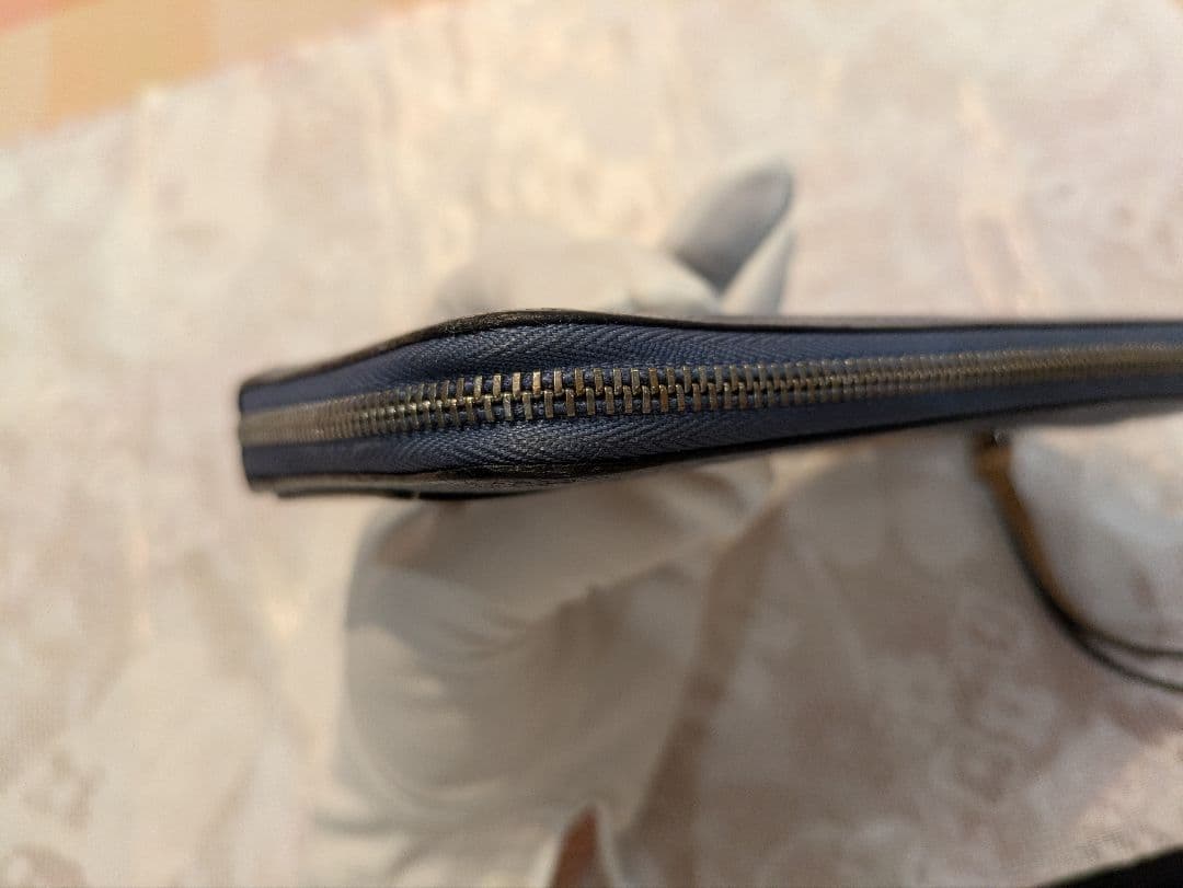 R*様 LOEWE　ネイビー レザー 長財布