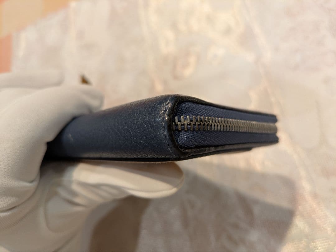 R*様 LOEWE　ネイビー レザー 長財布