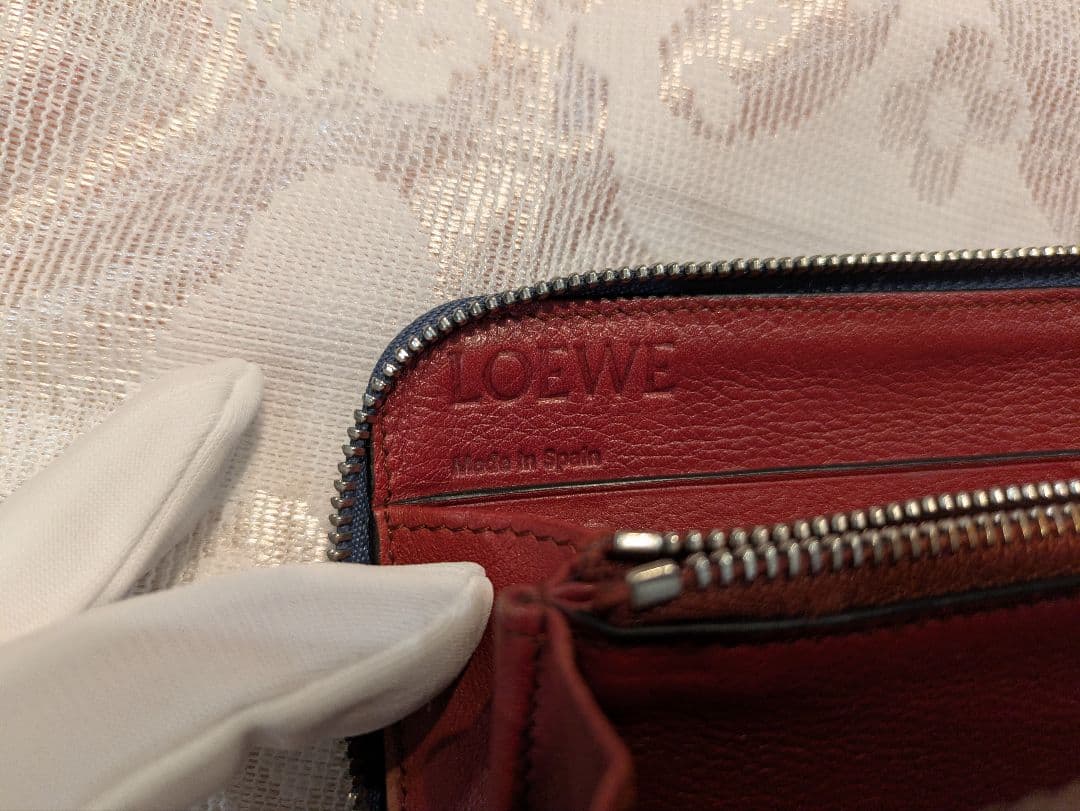 R*様 LOEWE　ネイビー レザー 長財布
