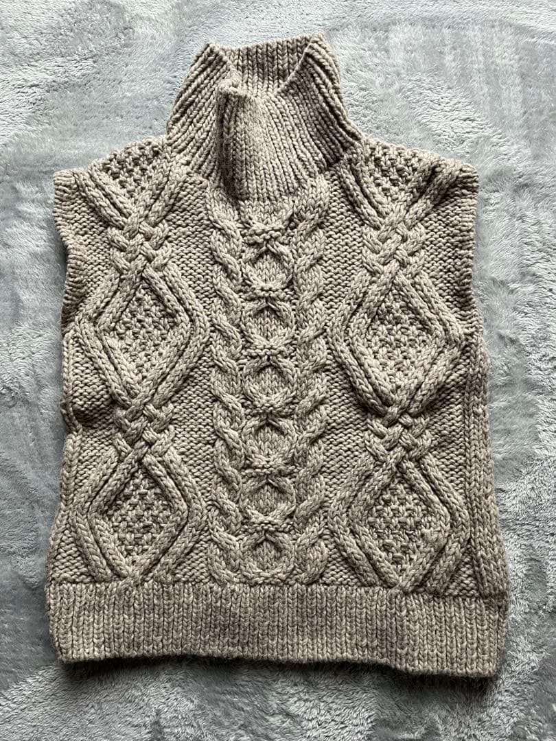 と*ー様 かぐれ☆ペルーアランハイネックベスト