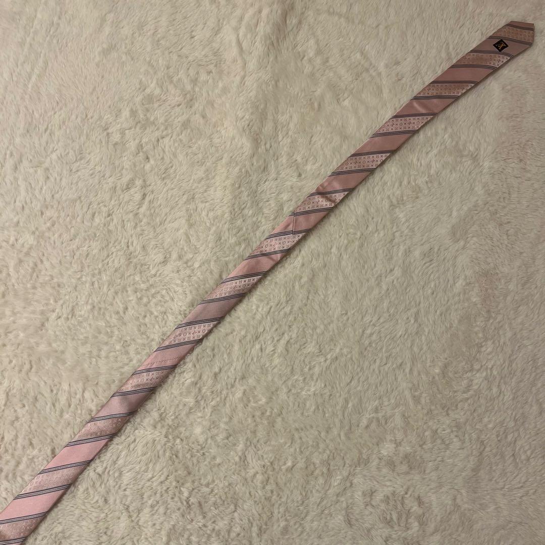 ルイヴィトン ネクタイ ピンク　モノグラム　シルク