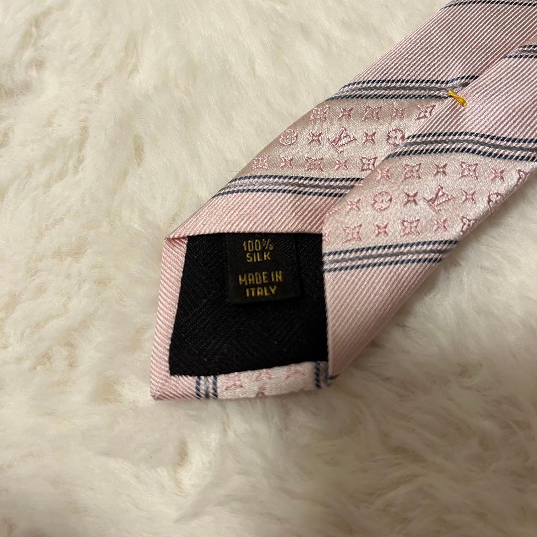 ルイヴィトン ネクタイ ピンク　モノグラム　シルク