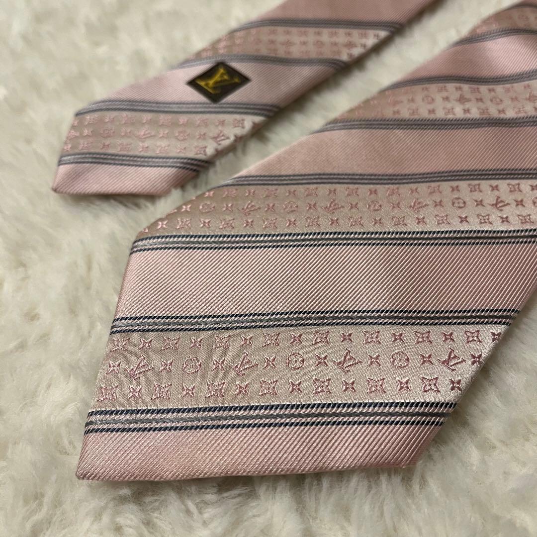 ルイヴィトン ネクタイ ピンク　モノグラム　シルク