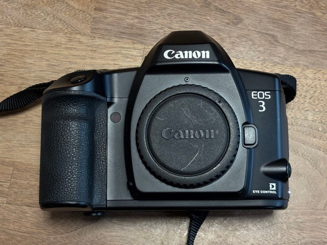 n*n様 Canon EOS 3 フィルム一眼レフカメラ