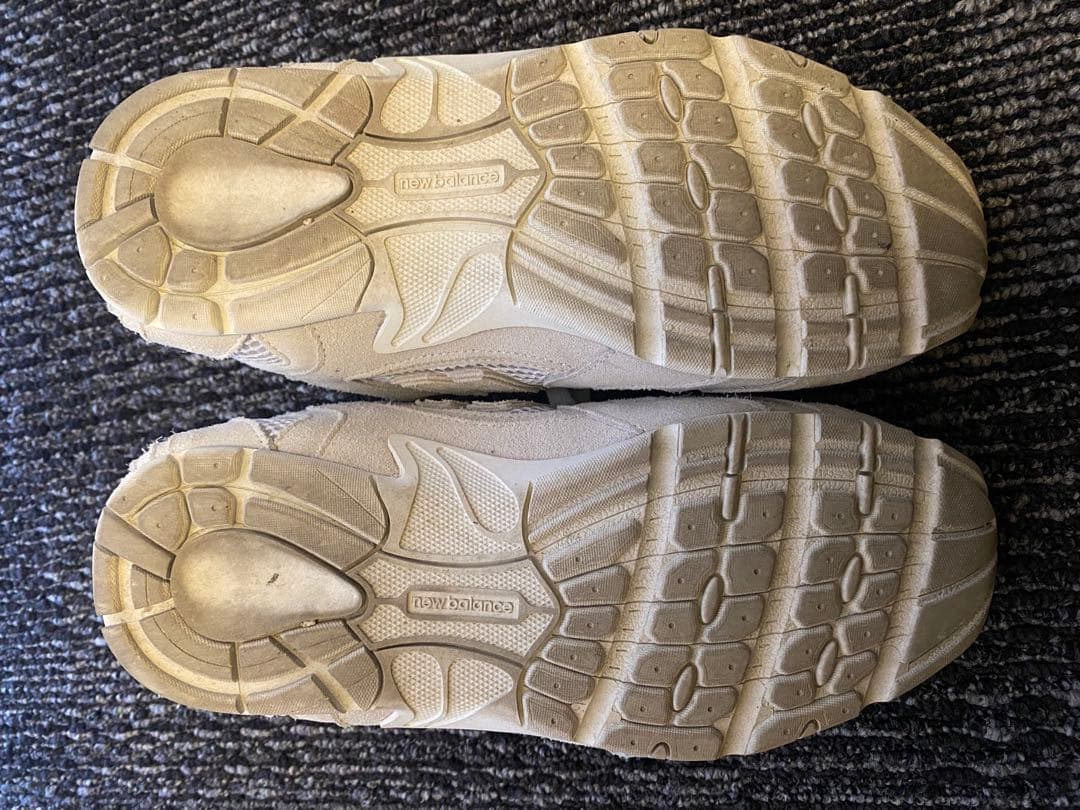 スニーカー 23.5cm