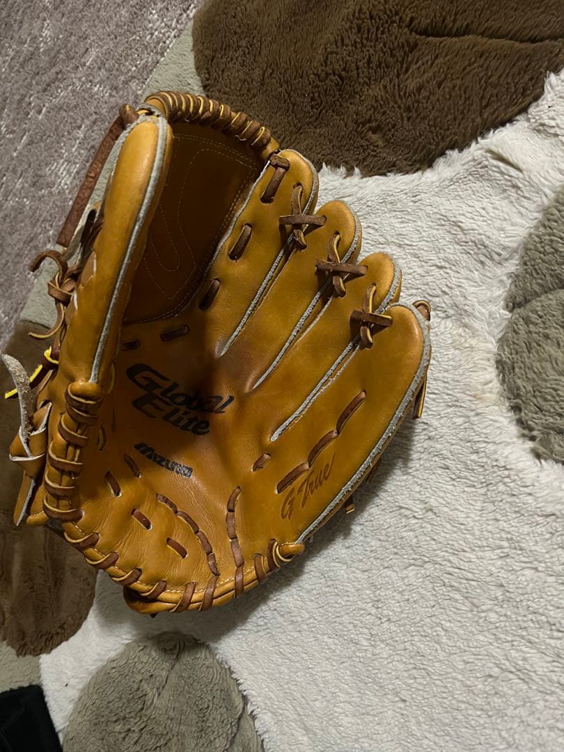 ミズノグローバルエリート一般軟式投手用グローブ &袋 値下げ交渉あり。