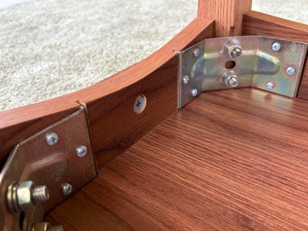 unico ウニコ  クルト カフェテーブル オーク突板天板 北欧風