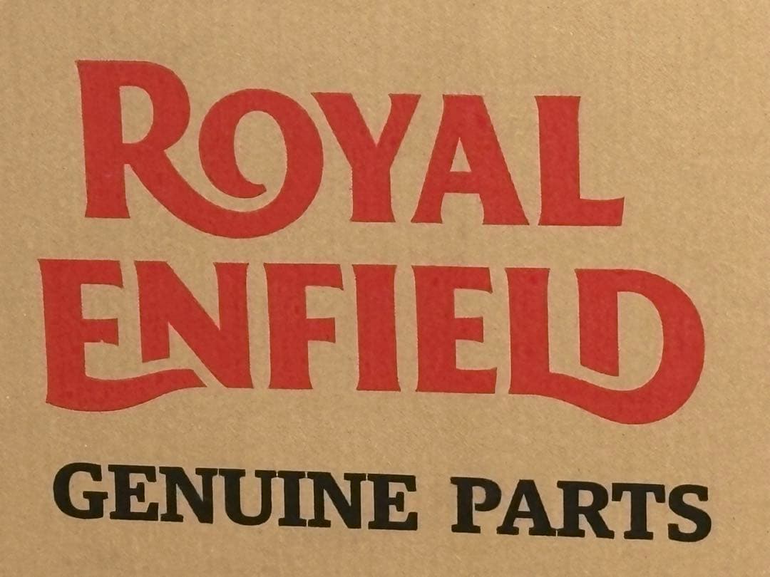 コンチネンタルgt650 タンク　ロイヤルエンフィールド