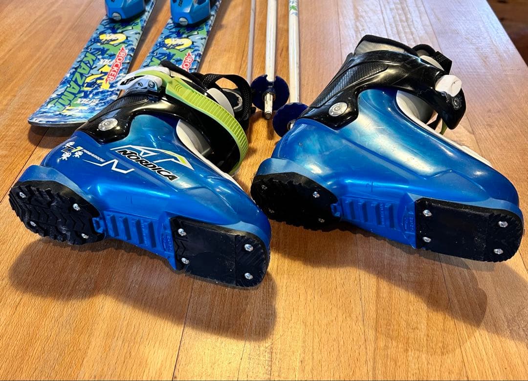 スキー板　ブーツ19.0センチ　ストック3点セット