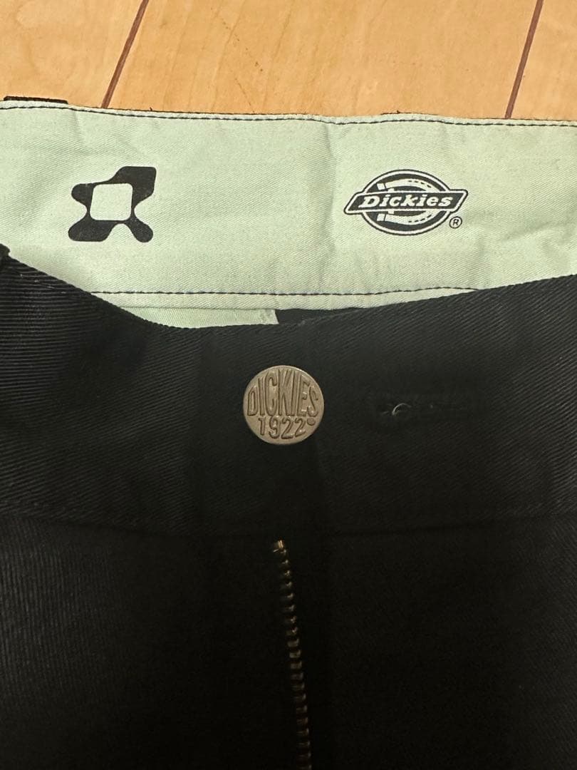 【32×30】Dickiesディッキーズテーパードパンツ黒 222M40OS01