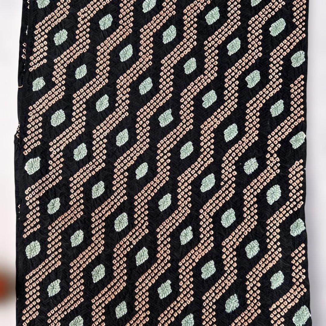 絞り着物反物 黒地