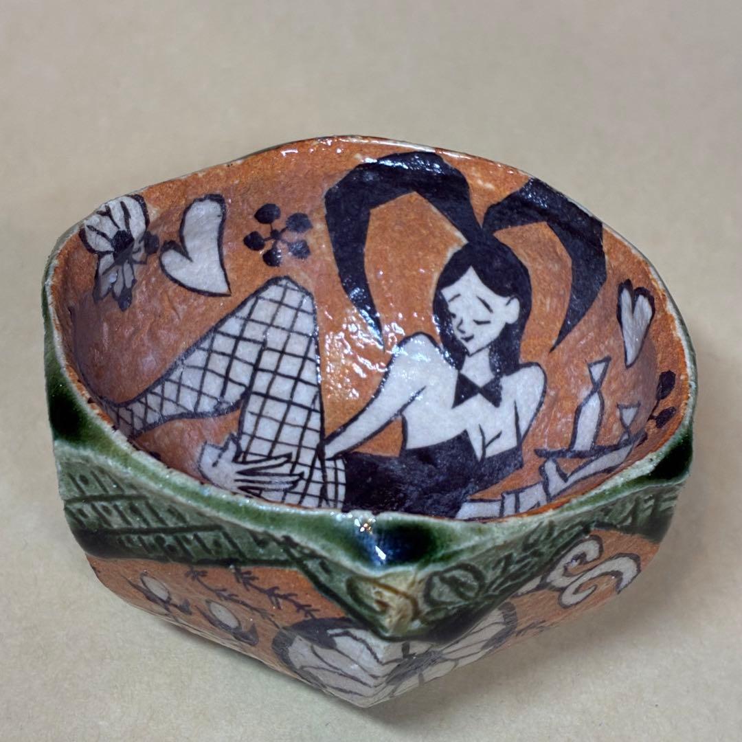 酒器 ぐい呑み 深見文紀 漫画織部 バニーガール