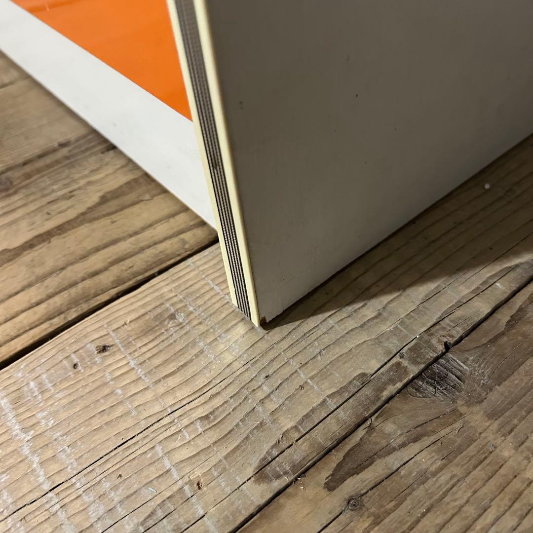 【オレンジ】レトロポップなタンス