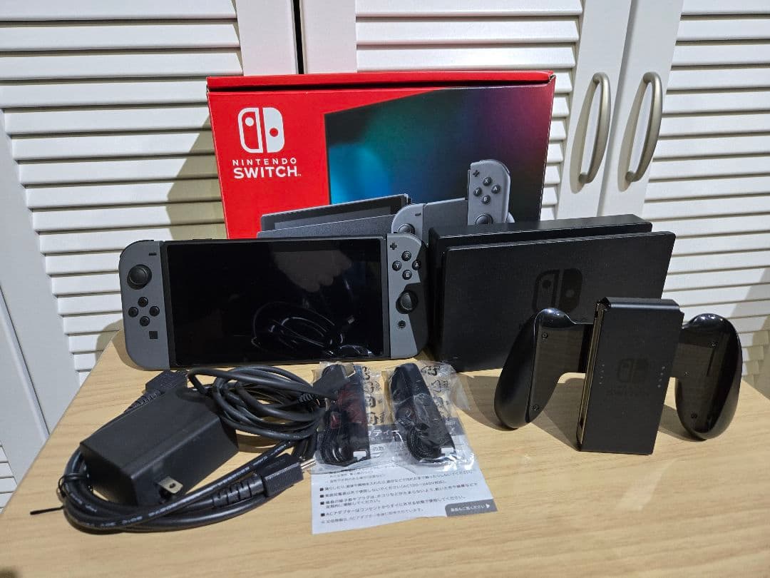 Nintendo Switch グレー 本体 HAC-001 付属品完備