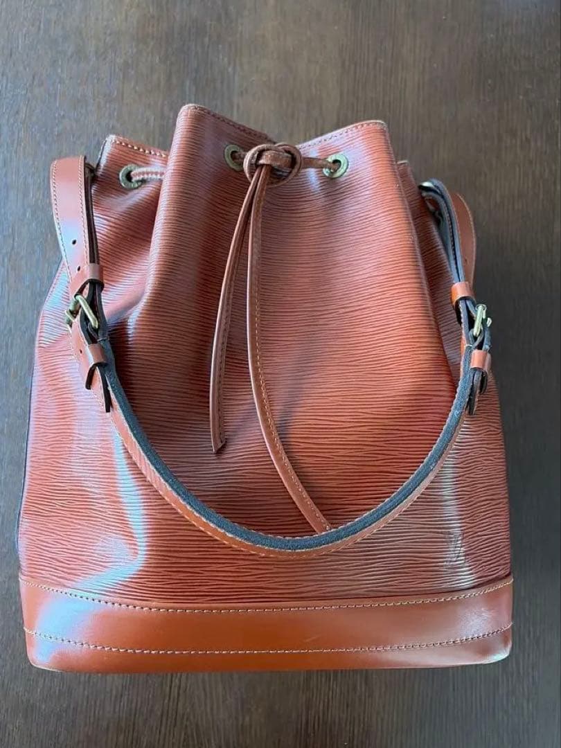 ヴィトン　ノエ　エピ