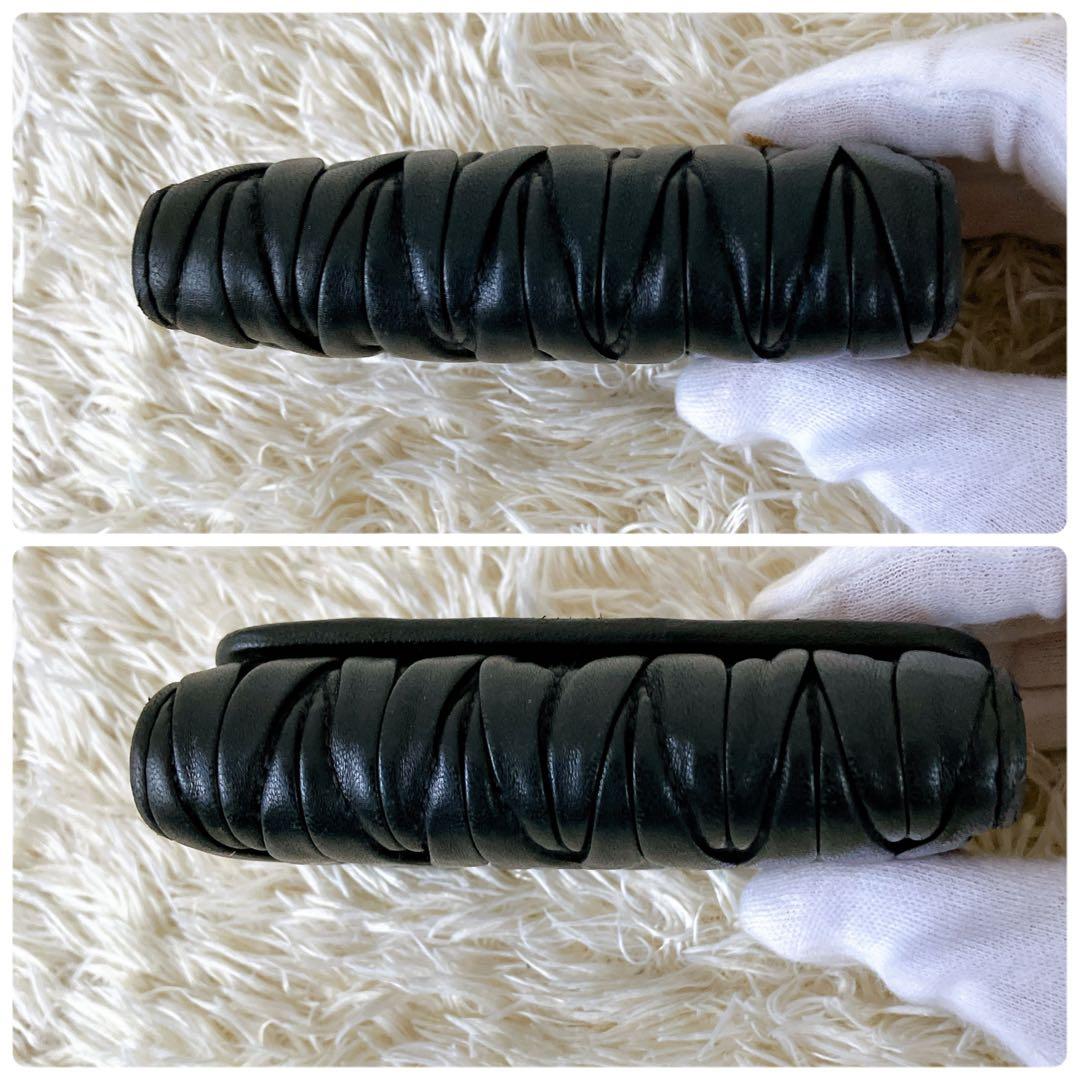 良品✨ギャランティ付 ミュウミュウ キーケース マテラッセ マトラッセ 黒レザー