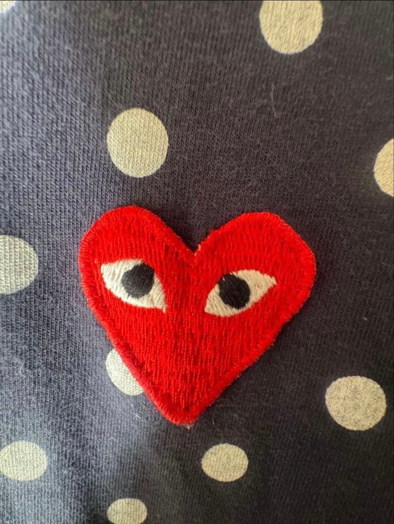 PLAY COMME des GARCONS Mネイビー ドット柄 長袖Tシャツ