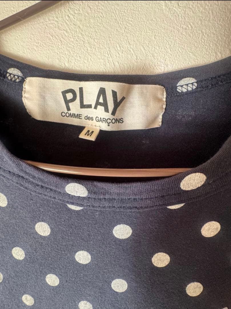 PLAY COMME des GARCONS Mネイビー ドット柄 長袖Tシャツ
